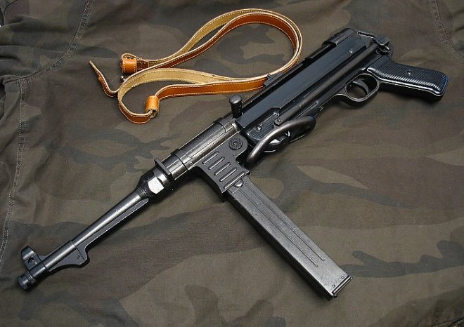 Автомат MP-40