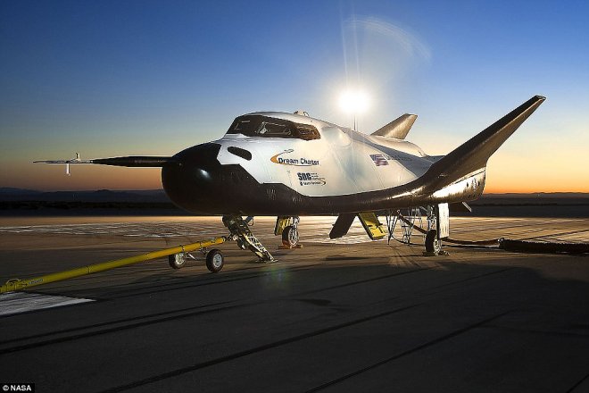 Космический челнок Dream Chaser