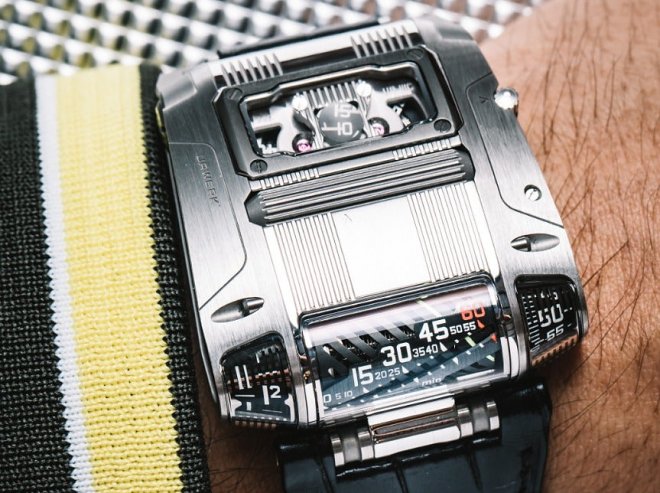 Urwerk UR100C